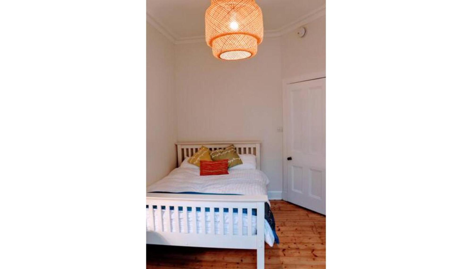 Bright Modern Arthurs Seat 2 Bedroom Appartement Edinburgh
